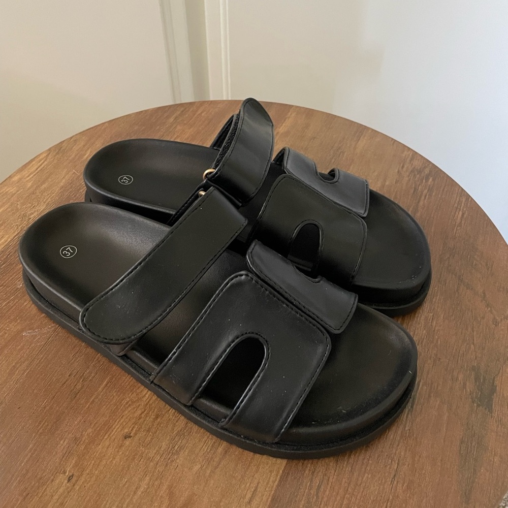 Black Sandals - Size 37 UK / 7 US